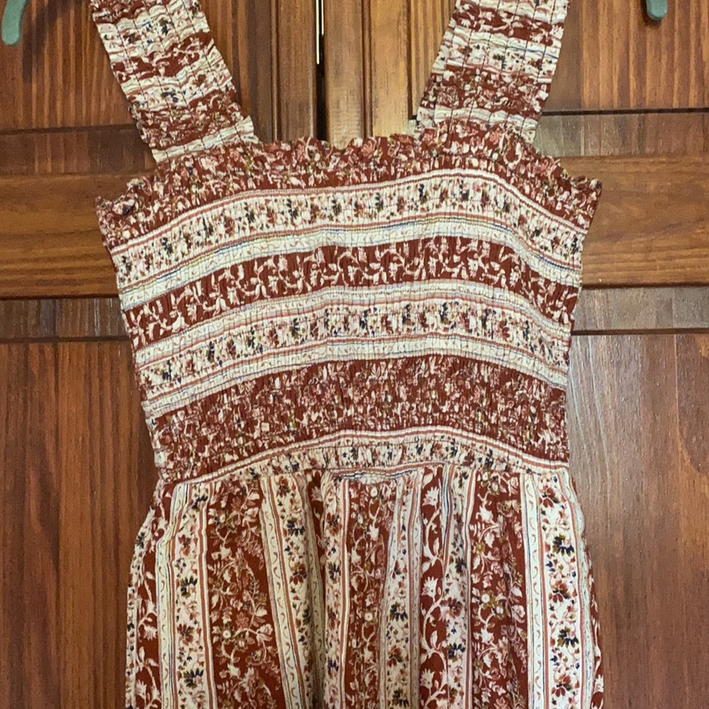 Floral AE romper - Picture 2 of 4